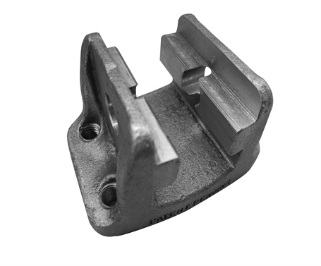 Pintle mount of heavy duty truck